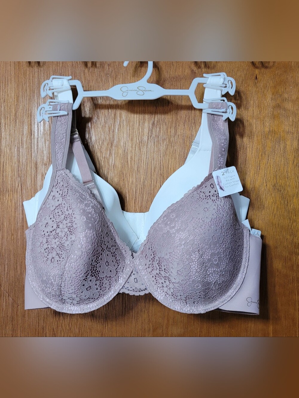 Jessica Simpson Full Figure Bras Padded Straps  2 Pack Size 38C NWT (1320)